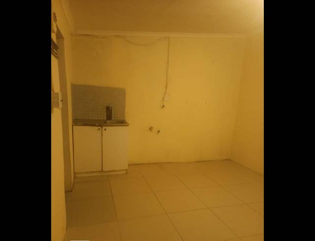1 BEDROOM ROOM RENTED IN LAMONTVILLE